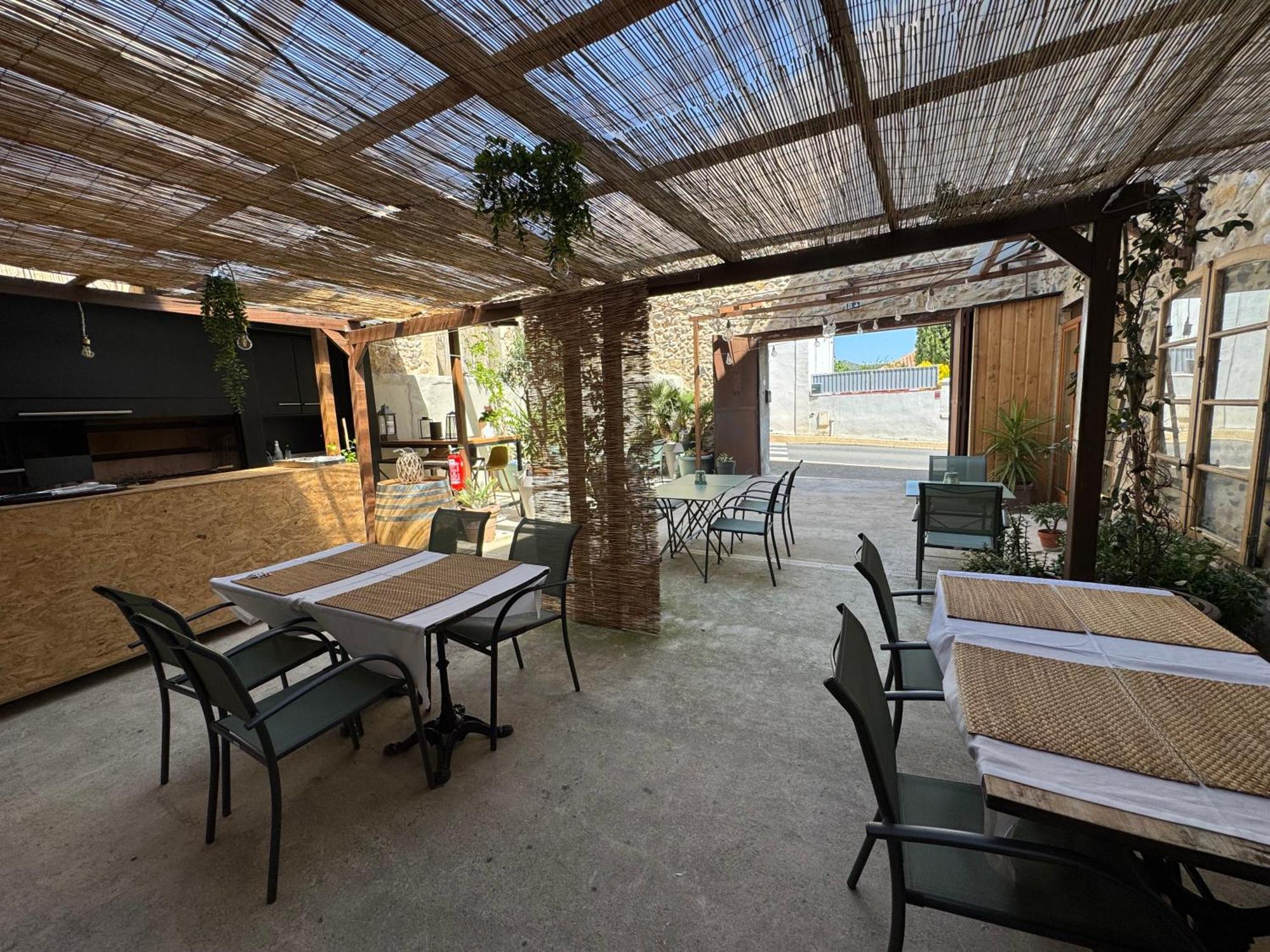 Casa Cessenon Bed & Breakfast Екстериор снимка
